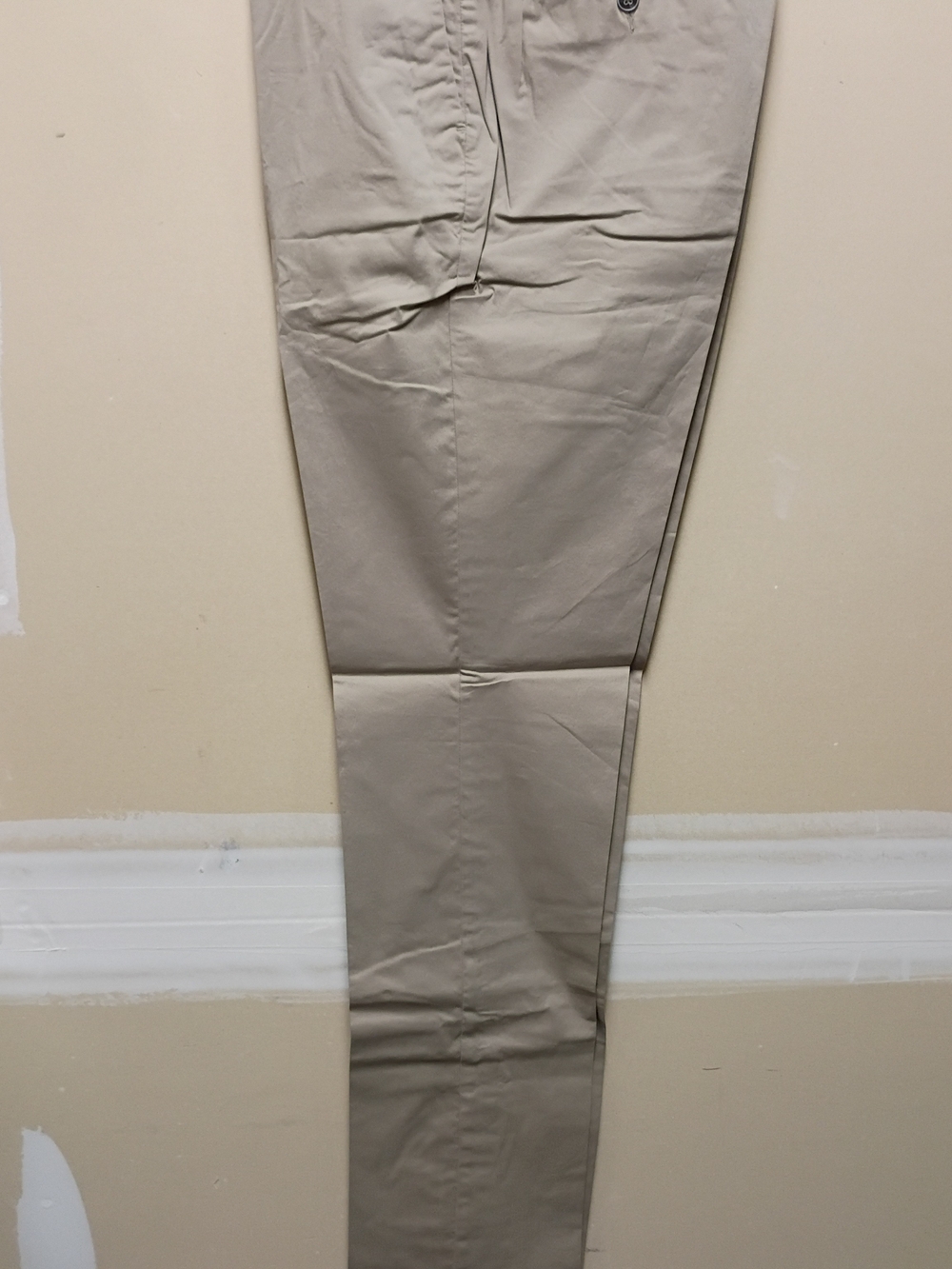 Peter Millar Slim-Fit Chinos in Light Khaki